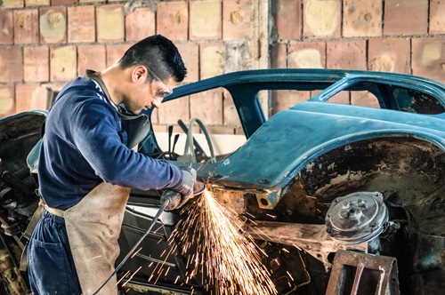 Important Considerations When Choosing an Auto Body Shop